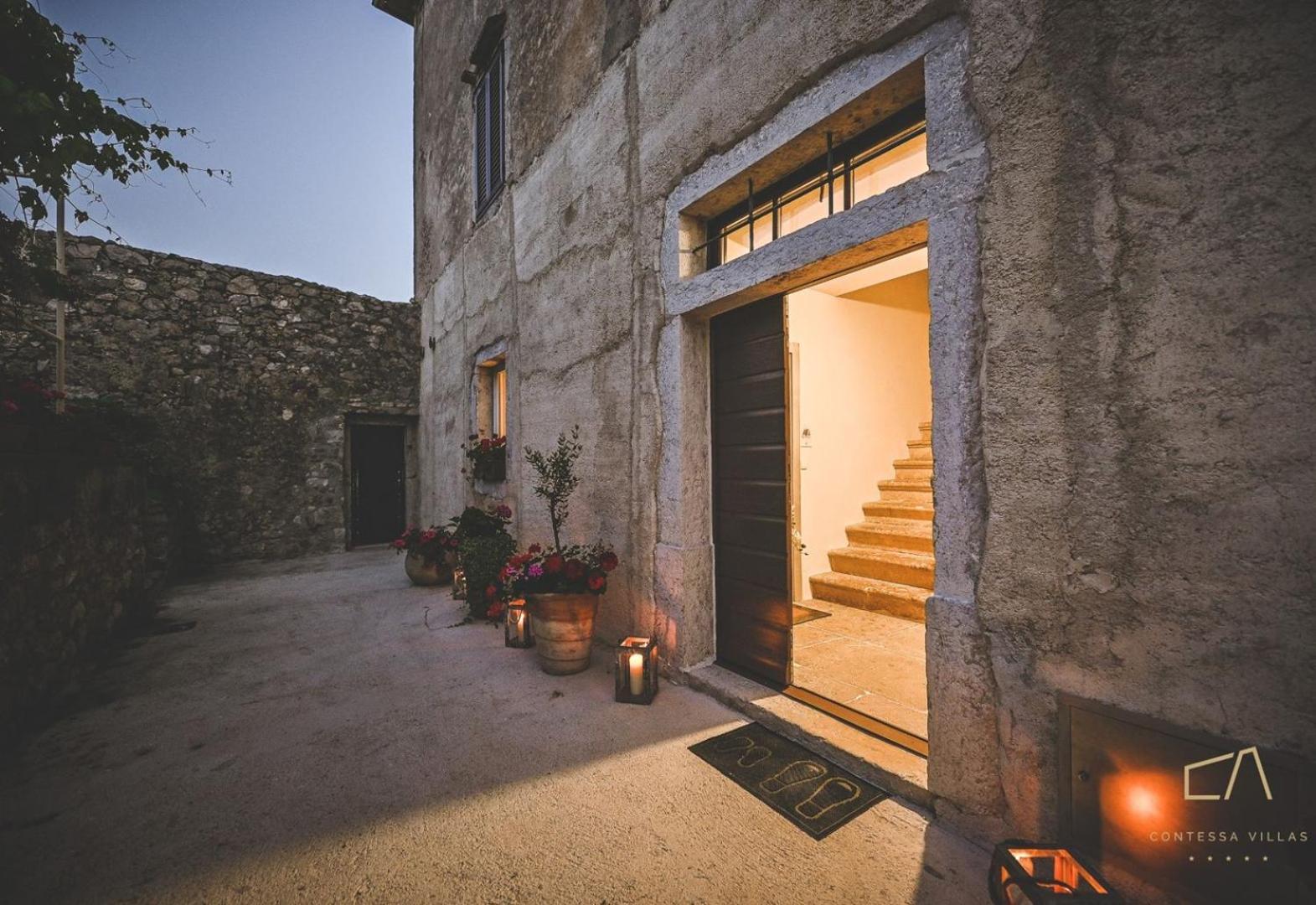 Galija Luxury Suites 克尔克 外观 照片